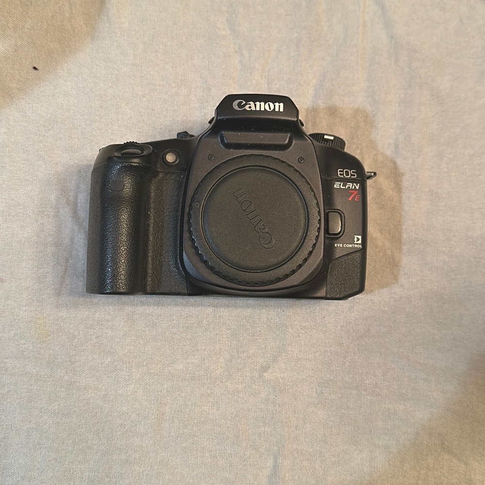 Canon camara EOS ELAN 7e